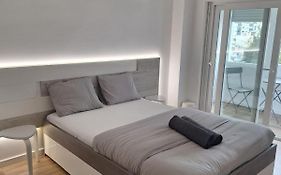Lisbon South Bay Rooms 2